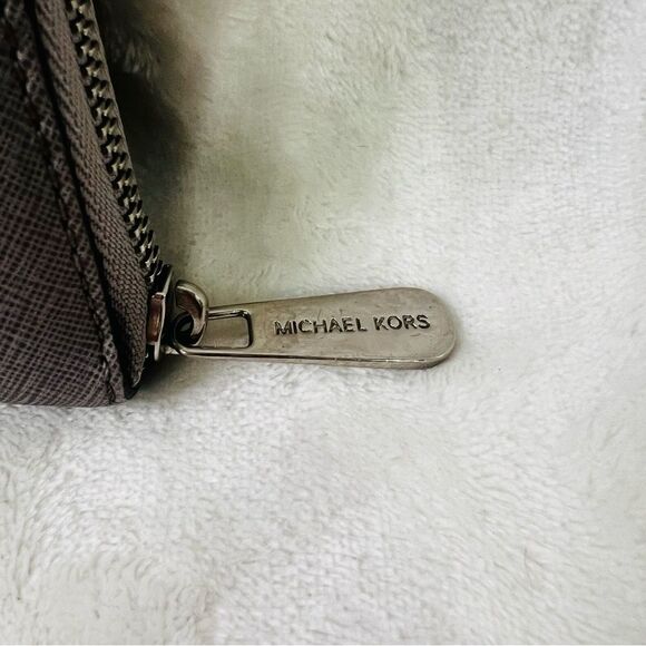 Michael Kors Large Pebbled Leather Continental Wallet Grey Zip Around - Picture 6 of 8